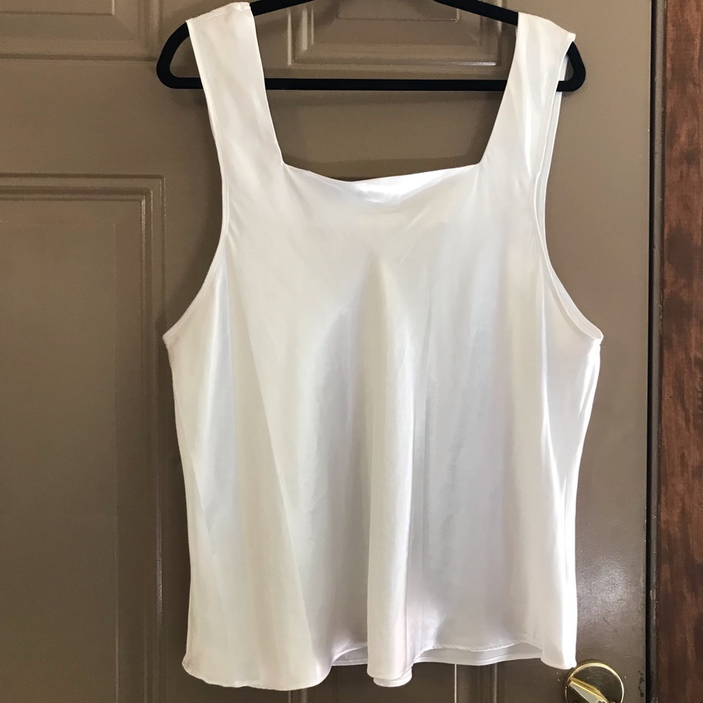 ⭐️4/$25 Plus Size Bright White Sexy Tank Top